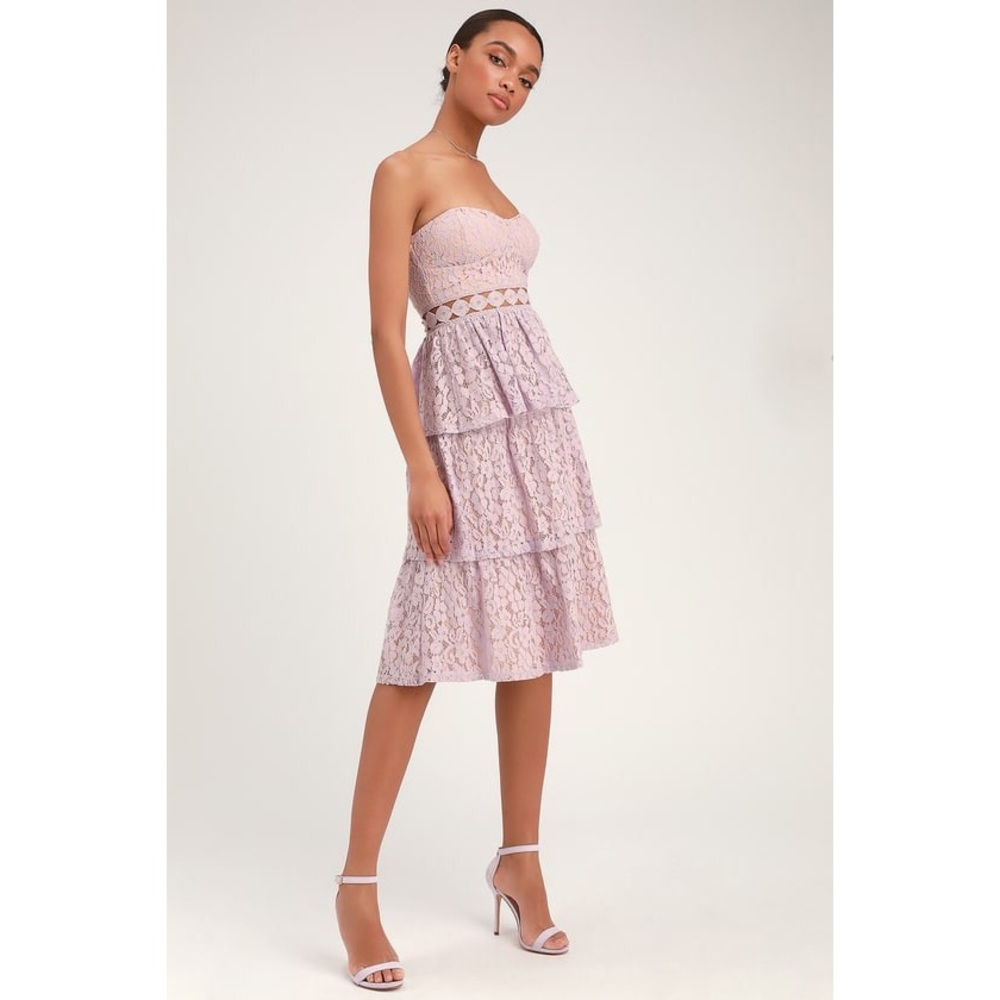 Lulu’s Adorn Lavender Lace Strapless Midi Dress